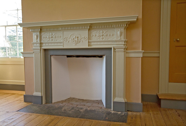 Lbr_chimneypiece_dm_jpg_42010-40
